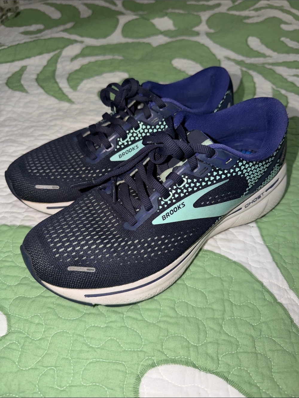 Brooks Ghost sneakers US size 8 preowned - Picture 2 of 6